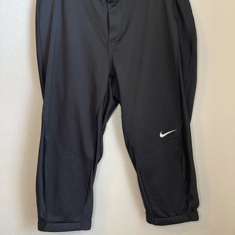 Nike Black Performance Capris - image 4